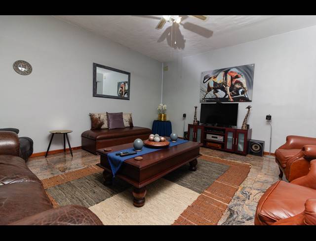 5 BEDROOM HOUSE FOR SALE IN MALVERN